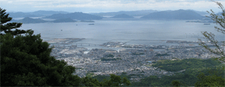 fromtop 極楽寺山より楽々園方面を望む
