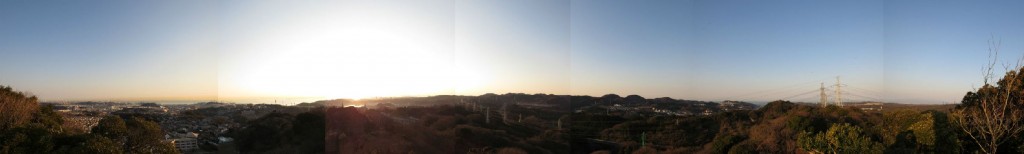 鷹取山山頂(139m)展望台からのパノラマ