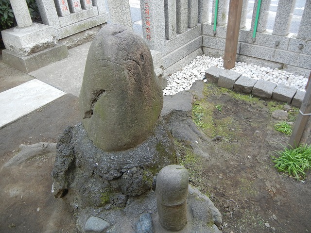 道祖神碑:堰神社境内
